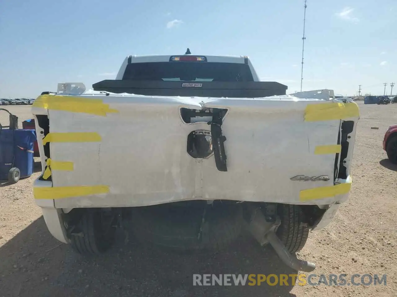 6 fotografías del automóvil dañado 1C6SRFGT3PN628401 RAM 1500 2023