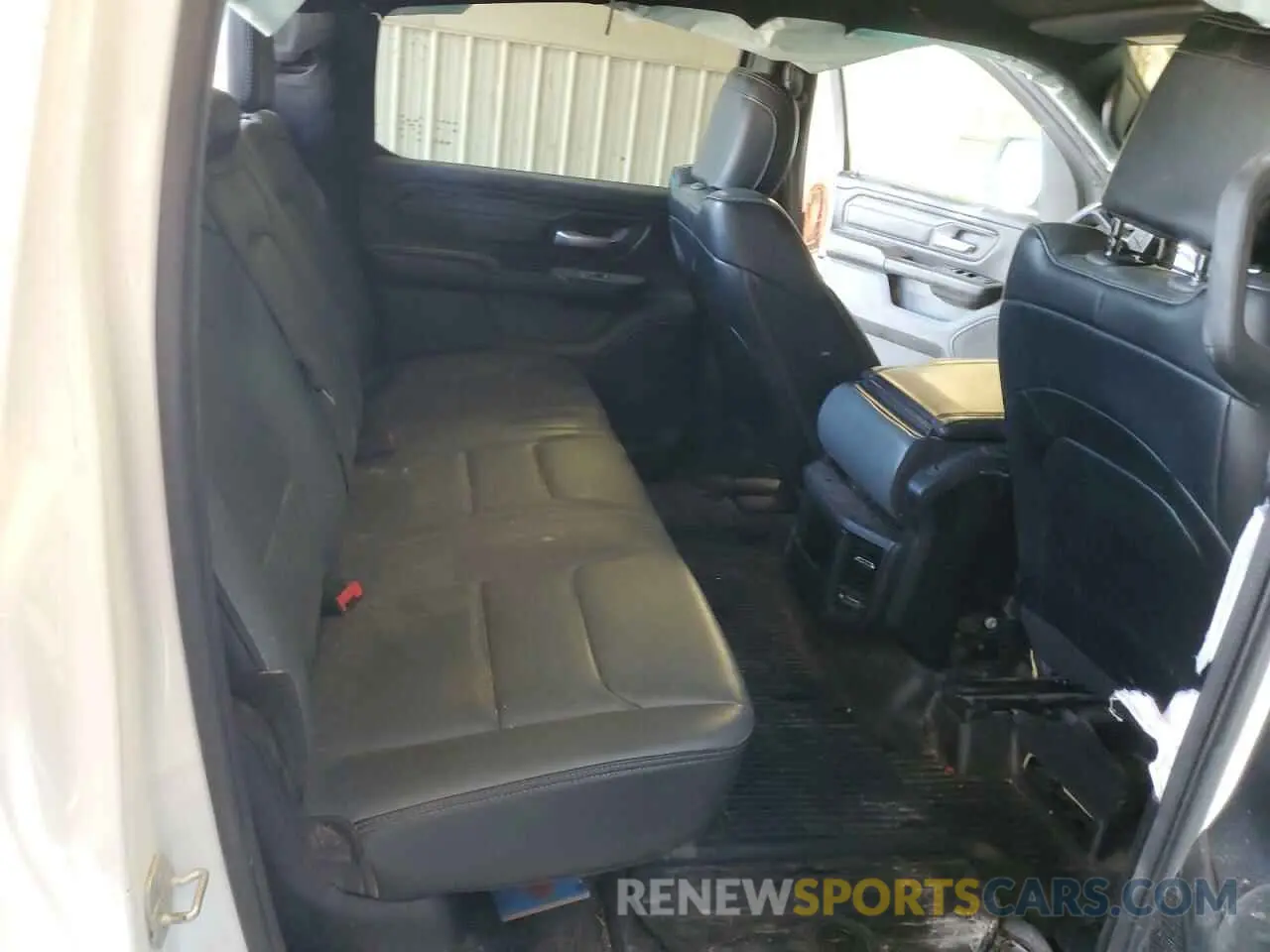 10 fotografías del automóvil dañado 1C6SRFGT4PN560612 RAM 1500 2023
