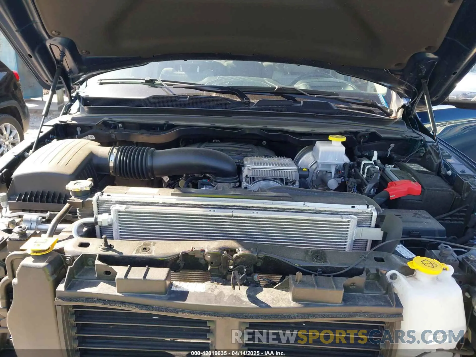 10 fotografías del automóvil dañado 1C6SRFHT3PN635007 RAM 1500 2023