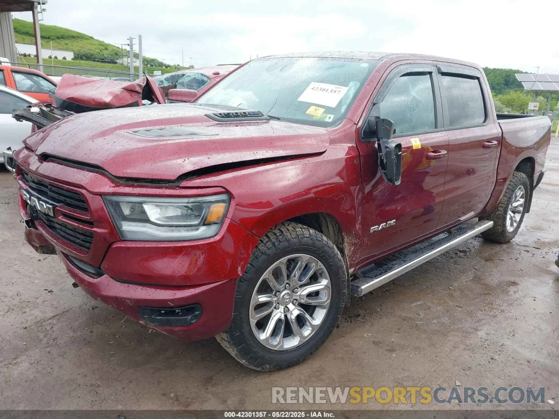 2 fotografías del automóvil dañado 1C6SRFJT2PN588238 RAM 1500 2023