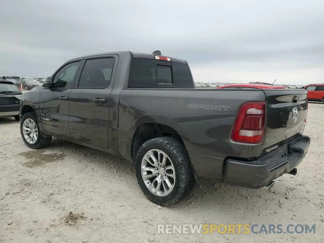 2 fotografías del automóvil dañado 1C6SRFJT2PN634618 RAM 1500 2023