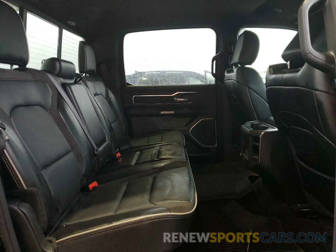 10 fotografías del automóvil dañado 1C6SRFJT2PN668350 RAM 1500 2023
