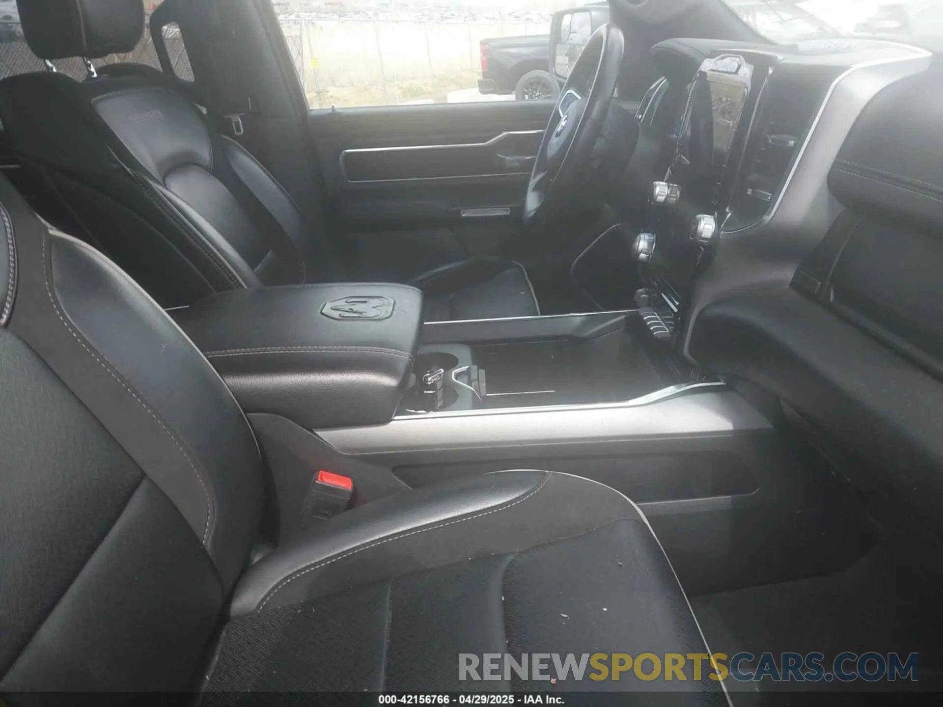 5 fotografías del automóvil dañado 1C6SRFJT3PN541901 RAM 1500 2023