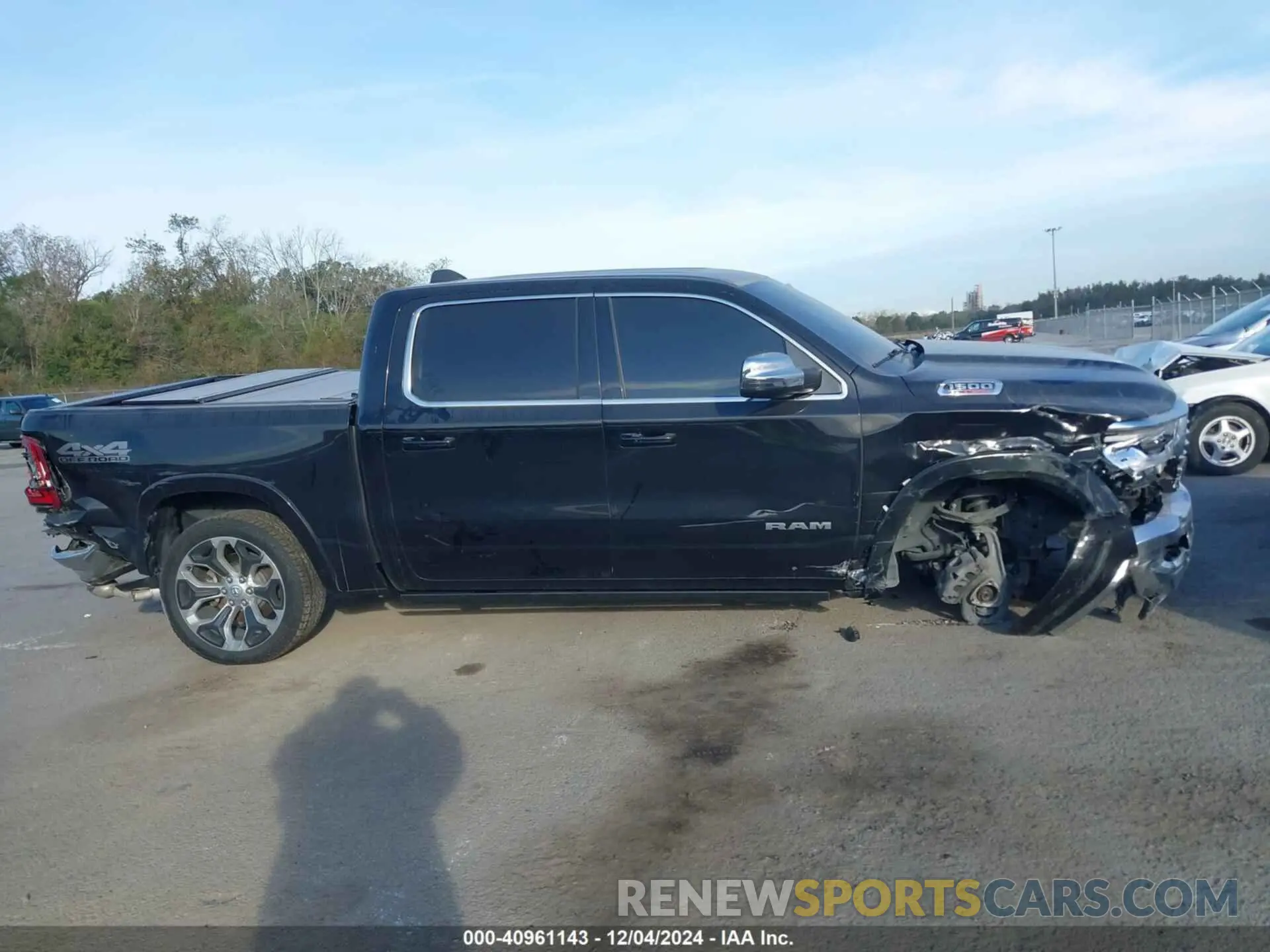 13 fotografías del automóvil dañado 1C6SRFKM4PN514004 RAM 1500 2023