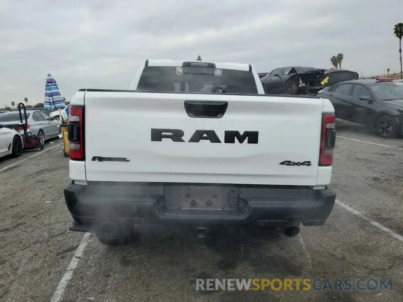 6 fotografías del automóvil dañado 1C6SRFLT6PN629323 RAM 1500 2023