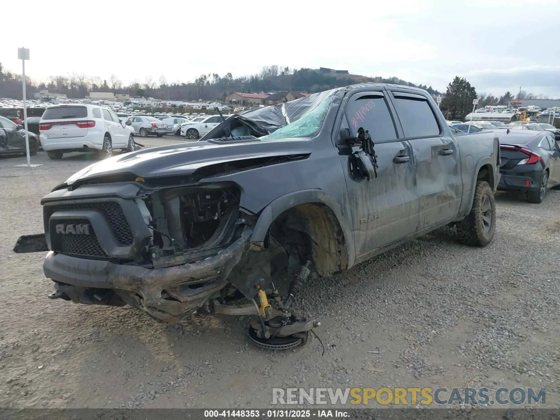 2 fotografías del automóvil dañado 1C6SRFLT6PN637289 RAM 1500 2023