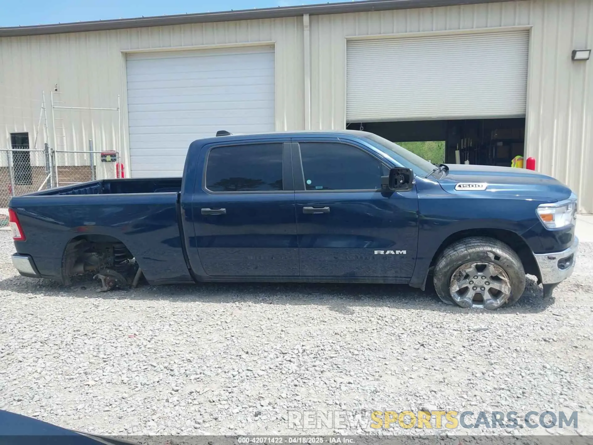 13 fotografías del automóvil dañado 1C6SRFMT1PN542489 RAM 1500 2023
