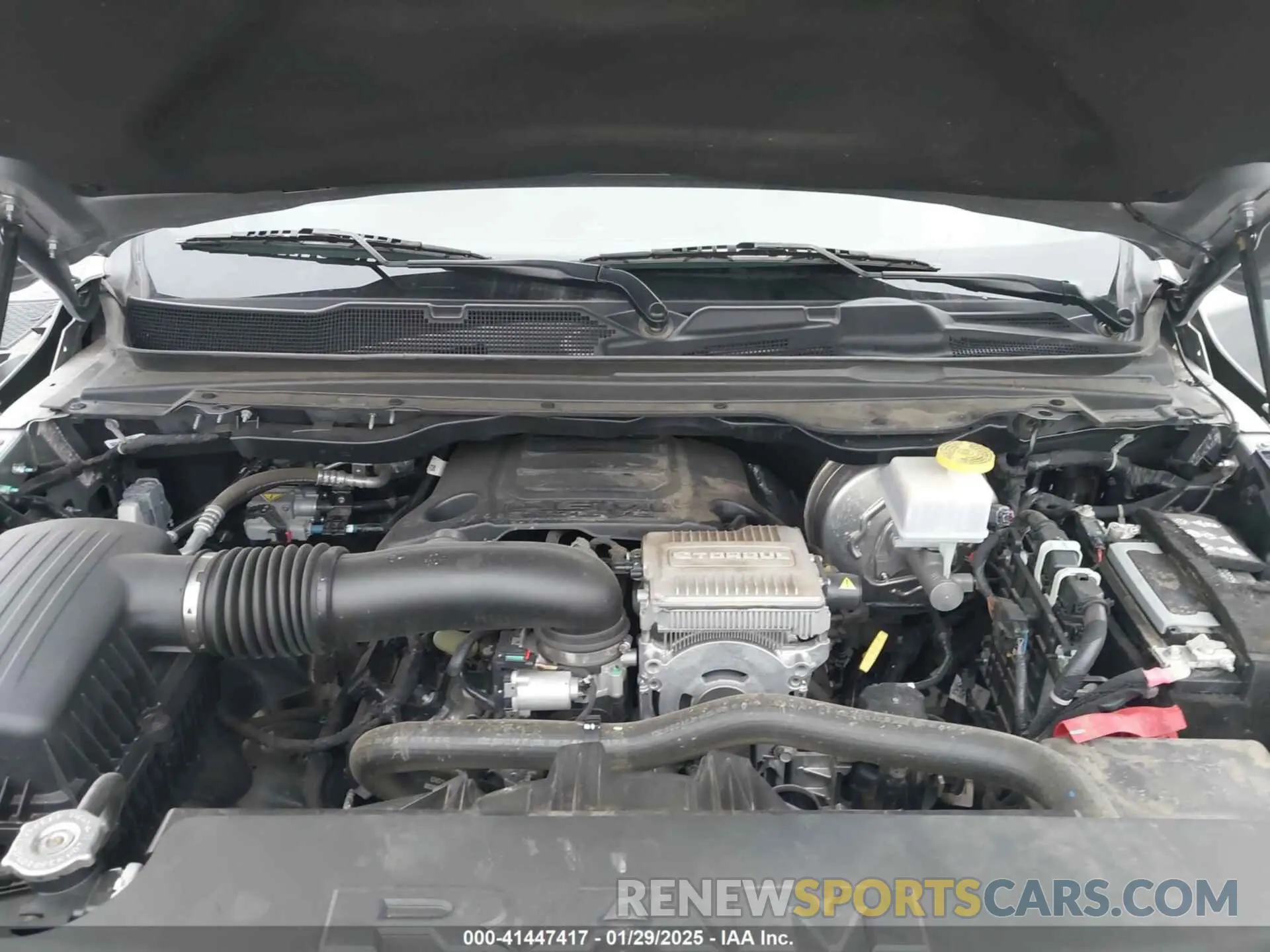10 fotografías del automóvil dañado 1C6SRFMT2PN622514 RAM 1500 2023
