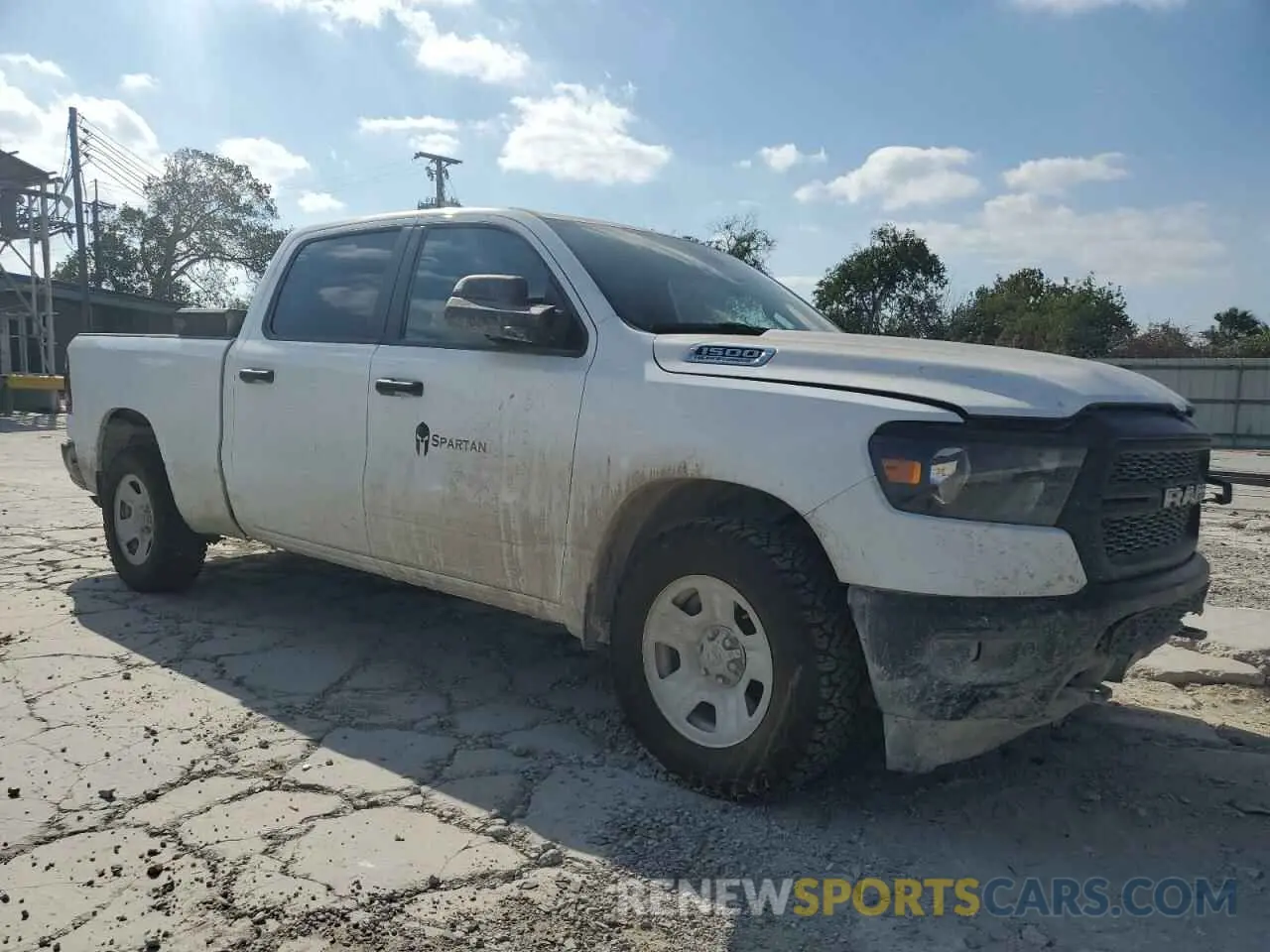 4 fotografías del automóvil dañado 1C6SRFNT6PN601129 RAM 1500 2023