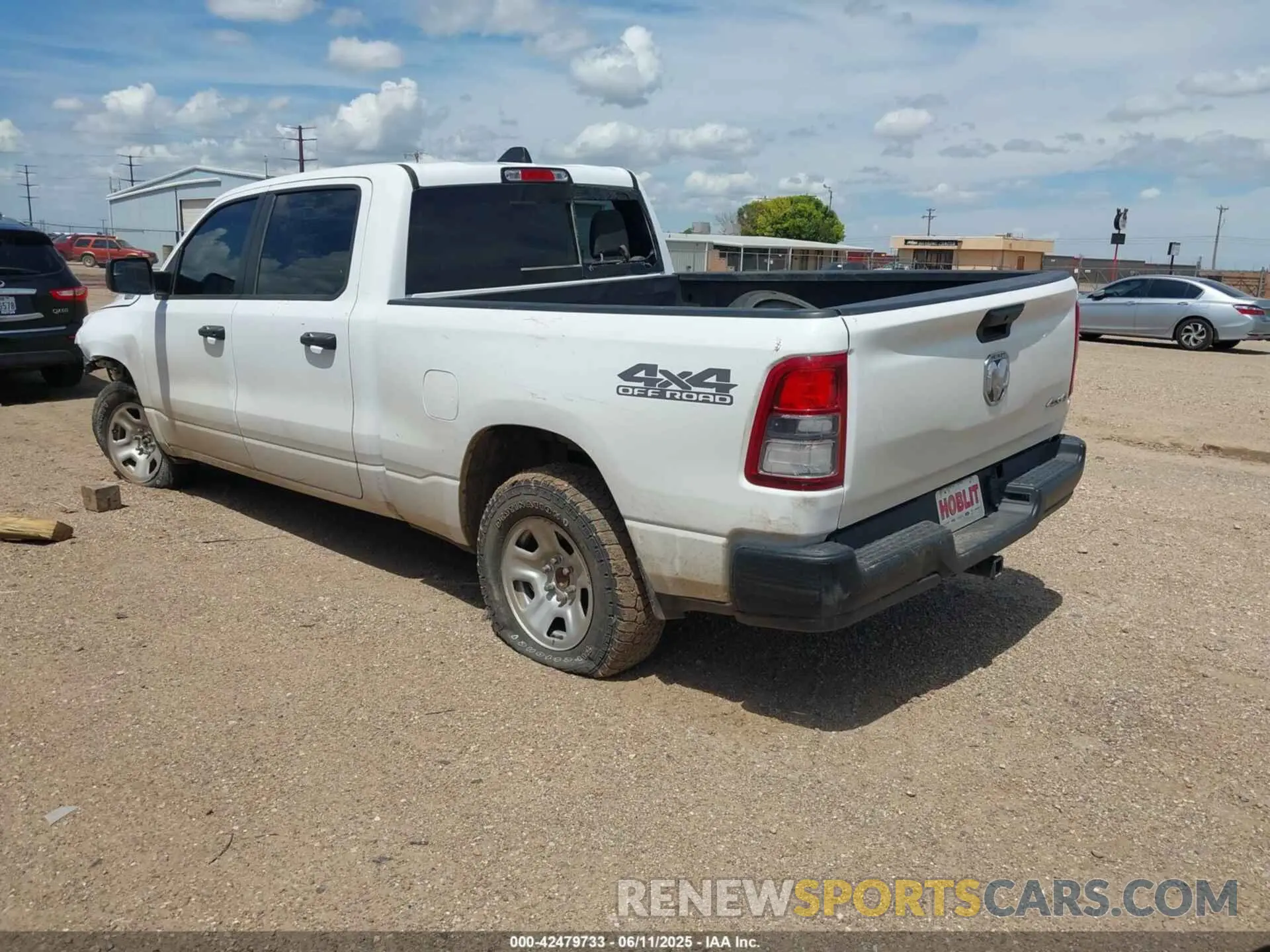 3 fotografías del automóvil dañado 1C6SRFNT7PN593705 RAM 1500 2023
