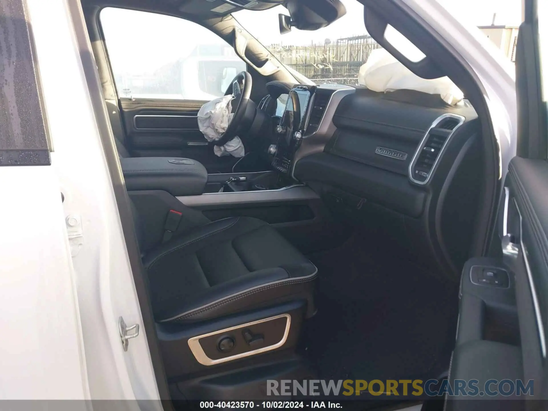 5 fotografías del automóvil dañado 1C6SRFRT2PN630265 RAM 1500 2023