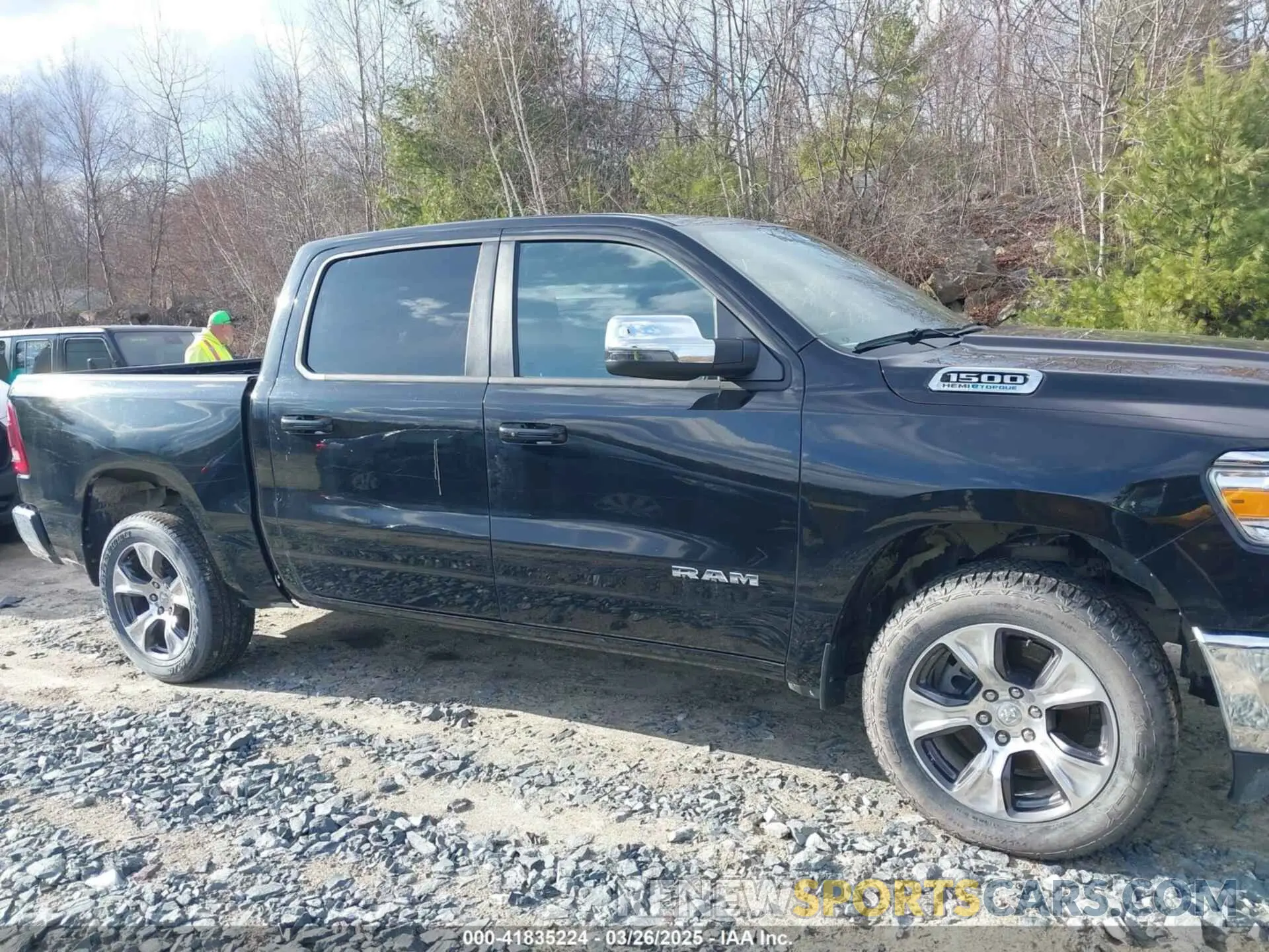 13 fotografías del automóvil dañado 1C6RREJT6RN219197 RAM 1500 2024