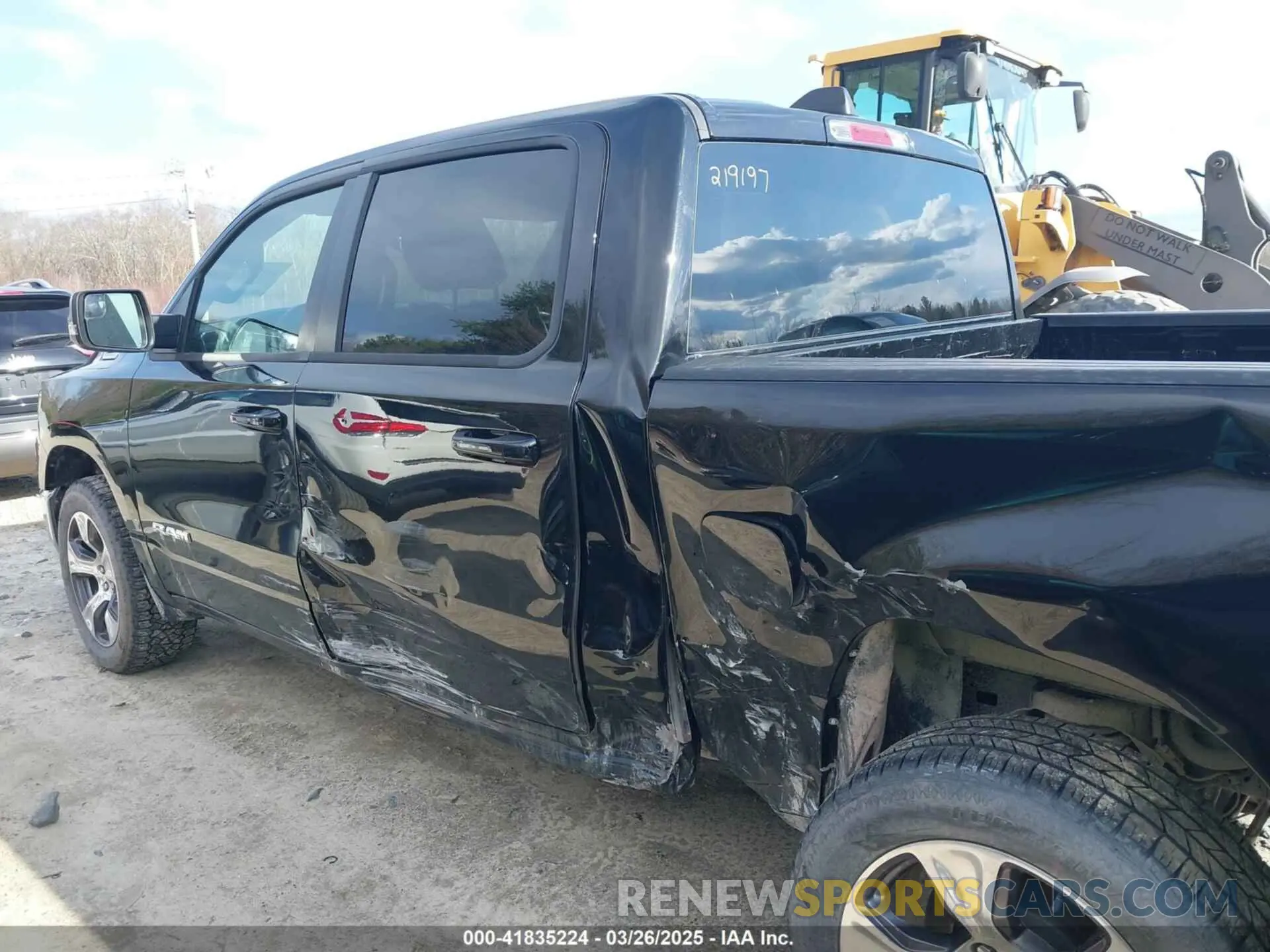 14 fotografías del automóvil dañado 1C6RREJT6RN219197 RAM 1500 2024