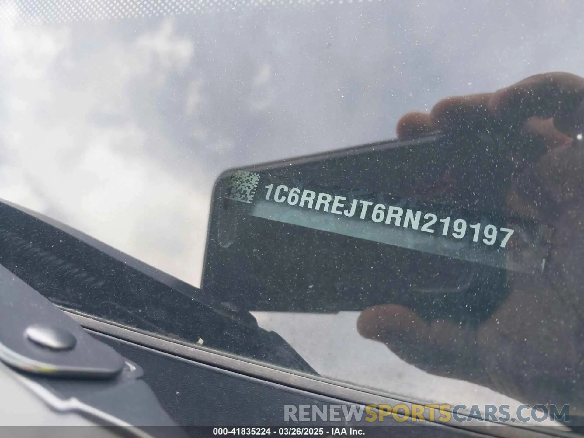 9 fotografías del automóvil dañado 1C6RREJT6RN219197 RAM 1500 2024