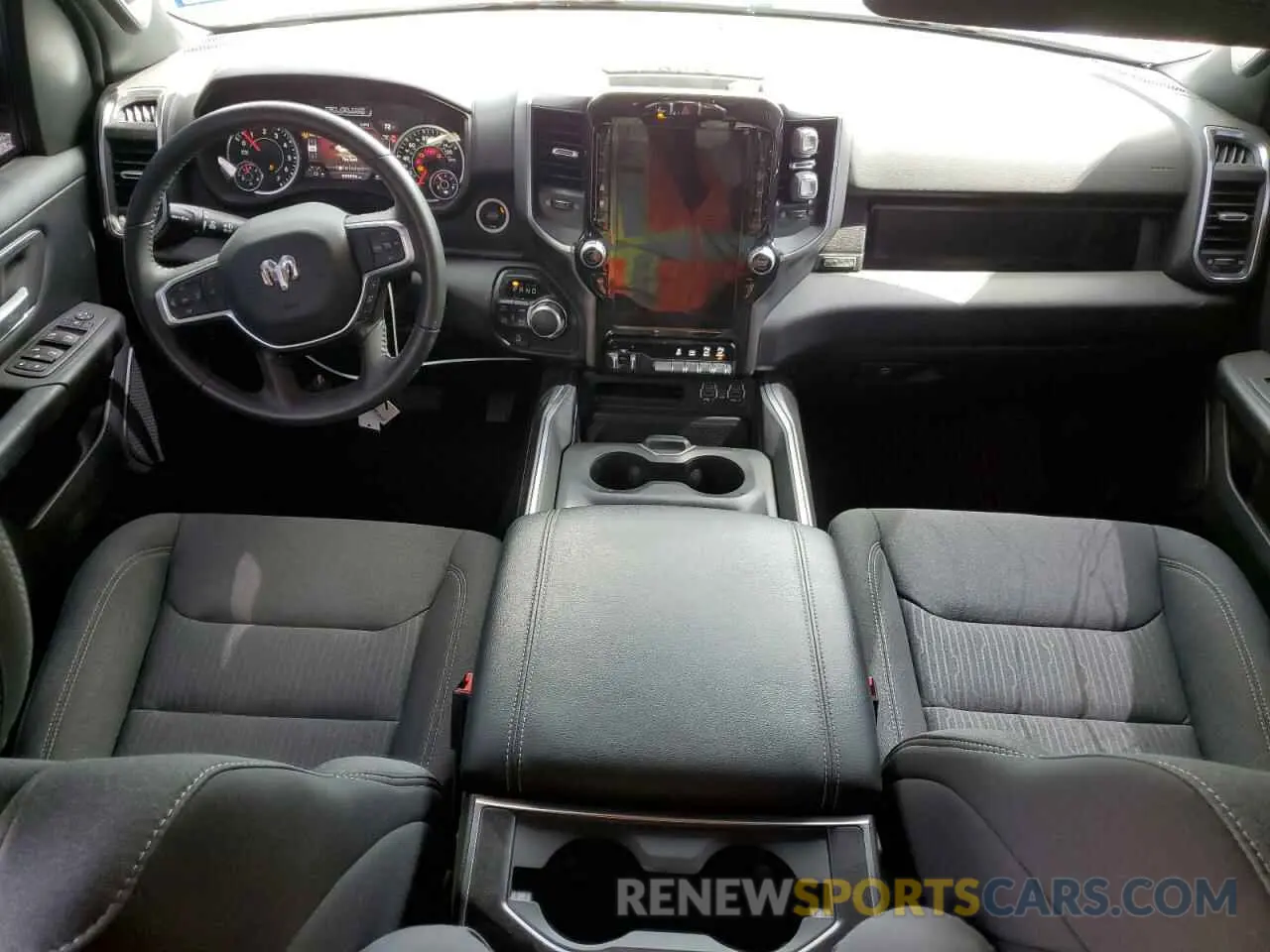 8 fotografías del automóvil dañado 1C6RRFBG6RN136764 RAM 1500 2024