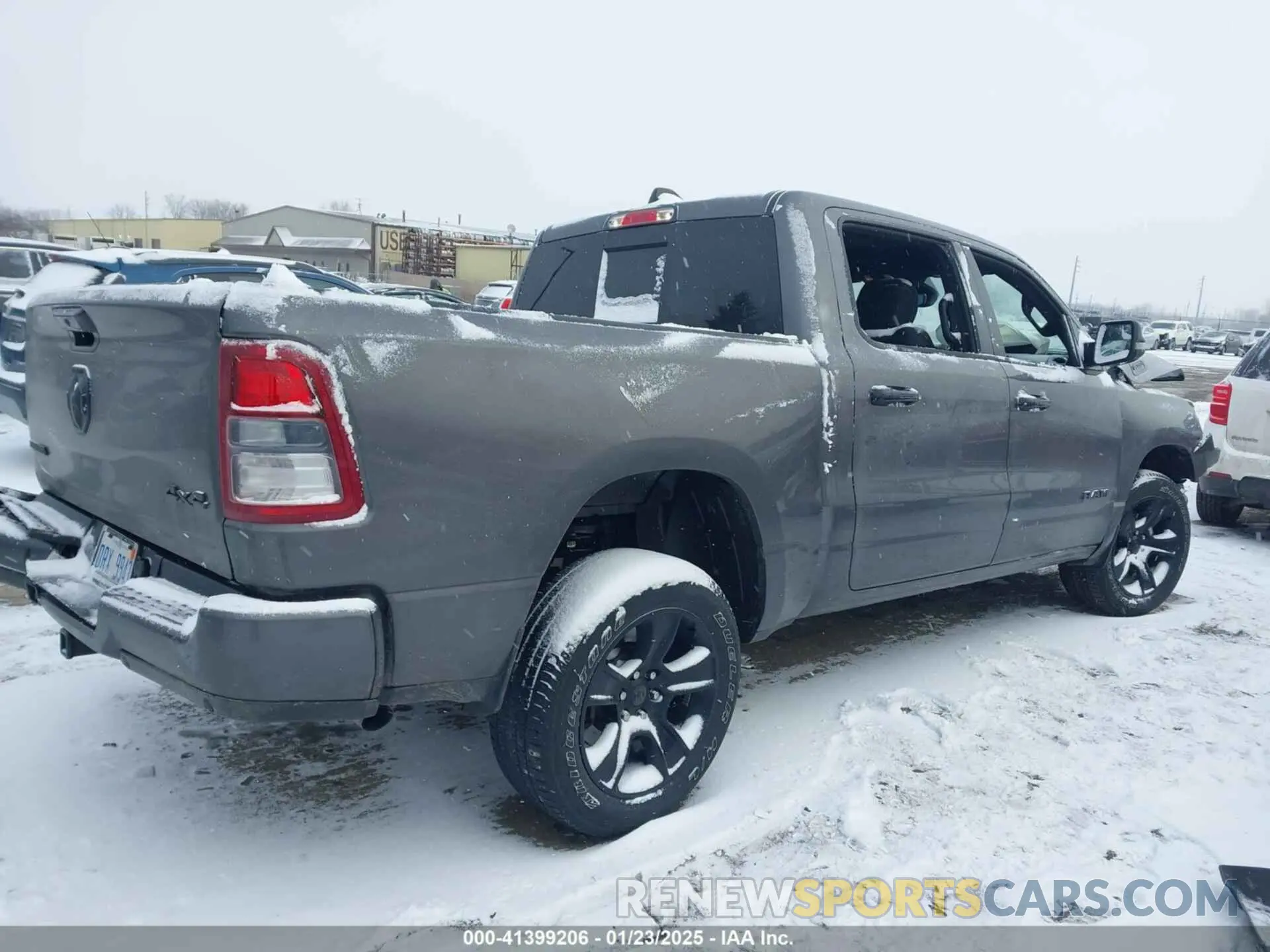 4 fotografías del automóvil dañado 1C6RRFFG4RN165190 RAM 1500 2024
