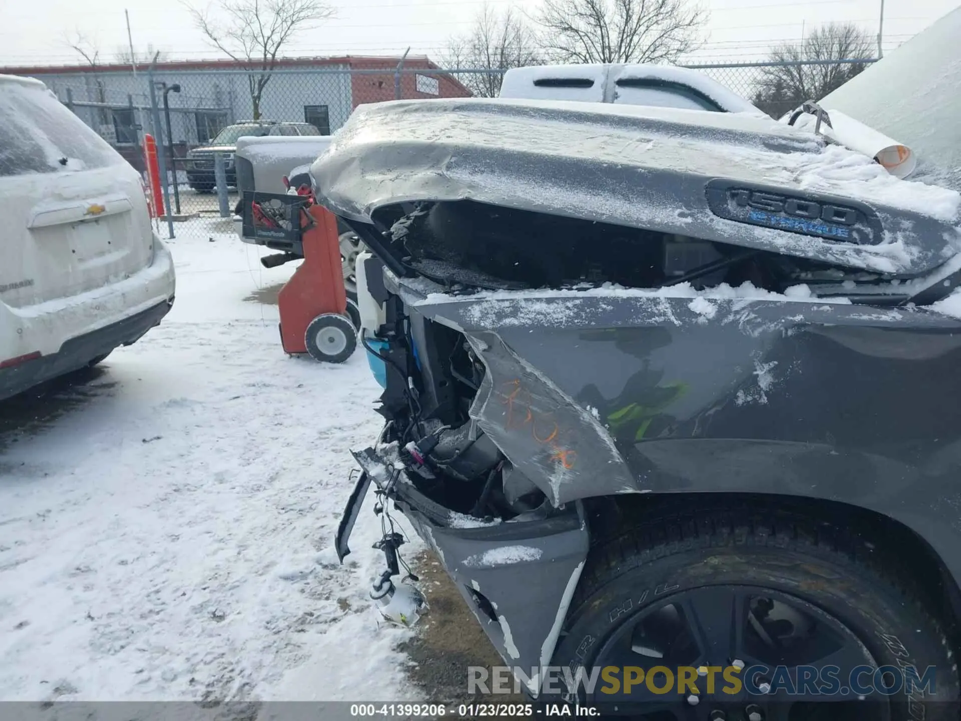 6 fotografías del automóvil dañado 1C6RRFFG4RN165190 RAM 1500 2024