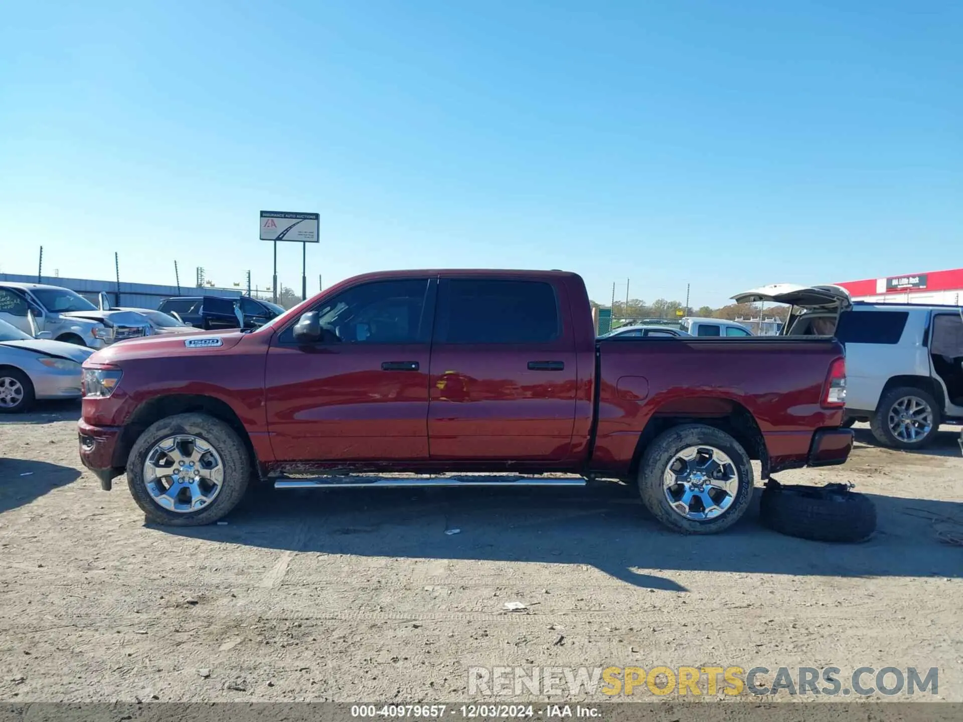 14 fotografías del automóvil dañado 1C6RRFGG9RN181674 RAM 1500 2024