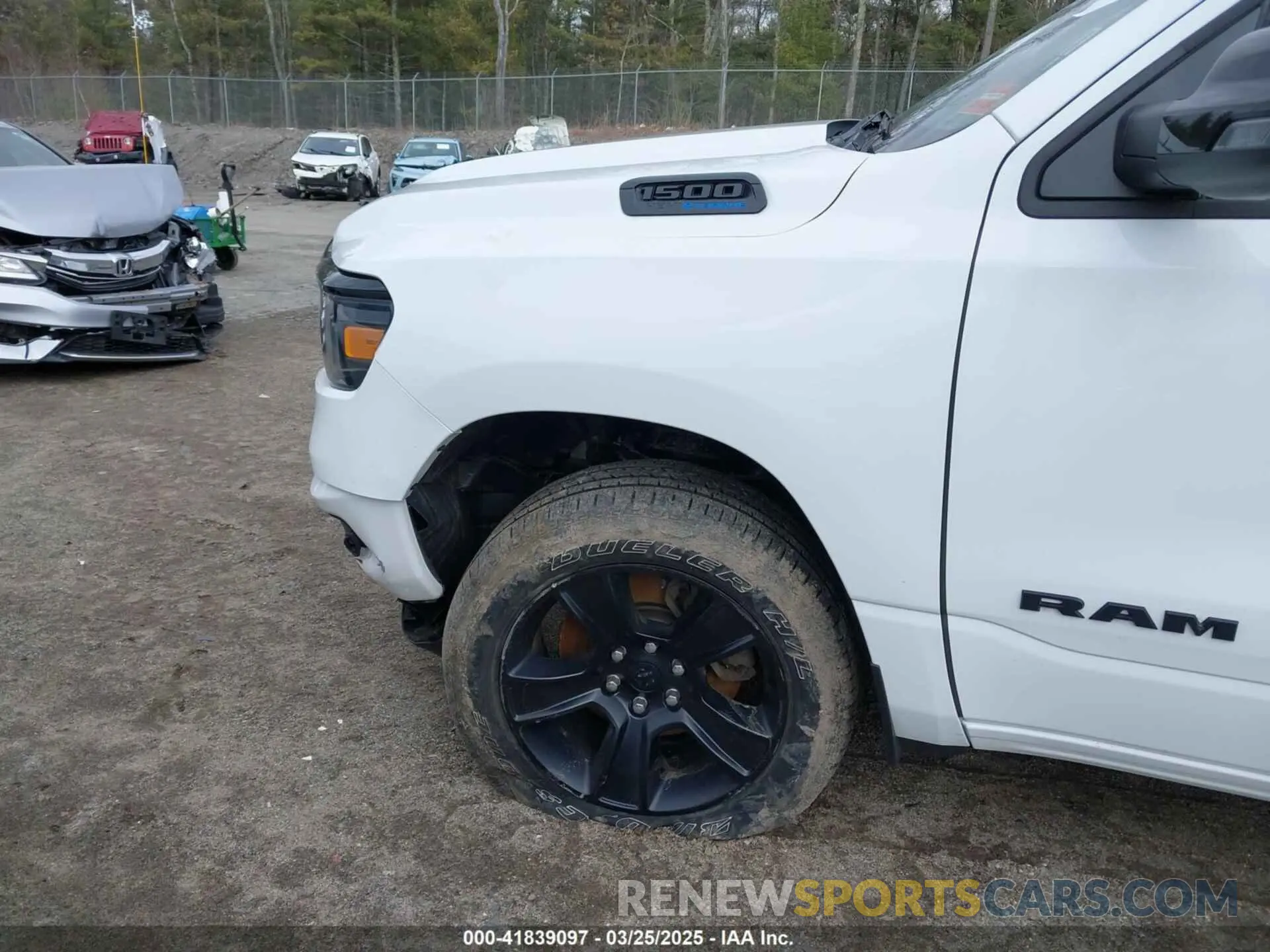 12 fotografías del automóvil dañado 1C6SRFFT1RN124465 RAM 1500 2024