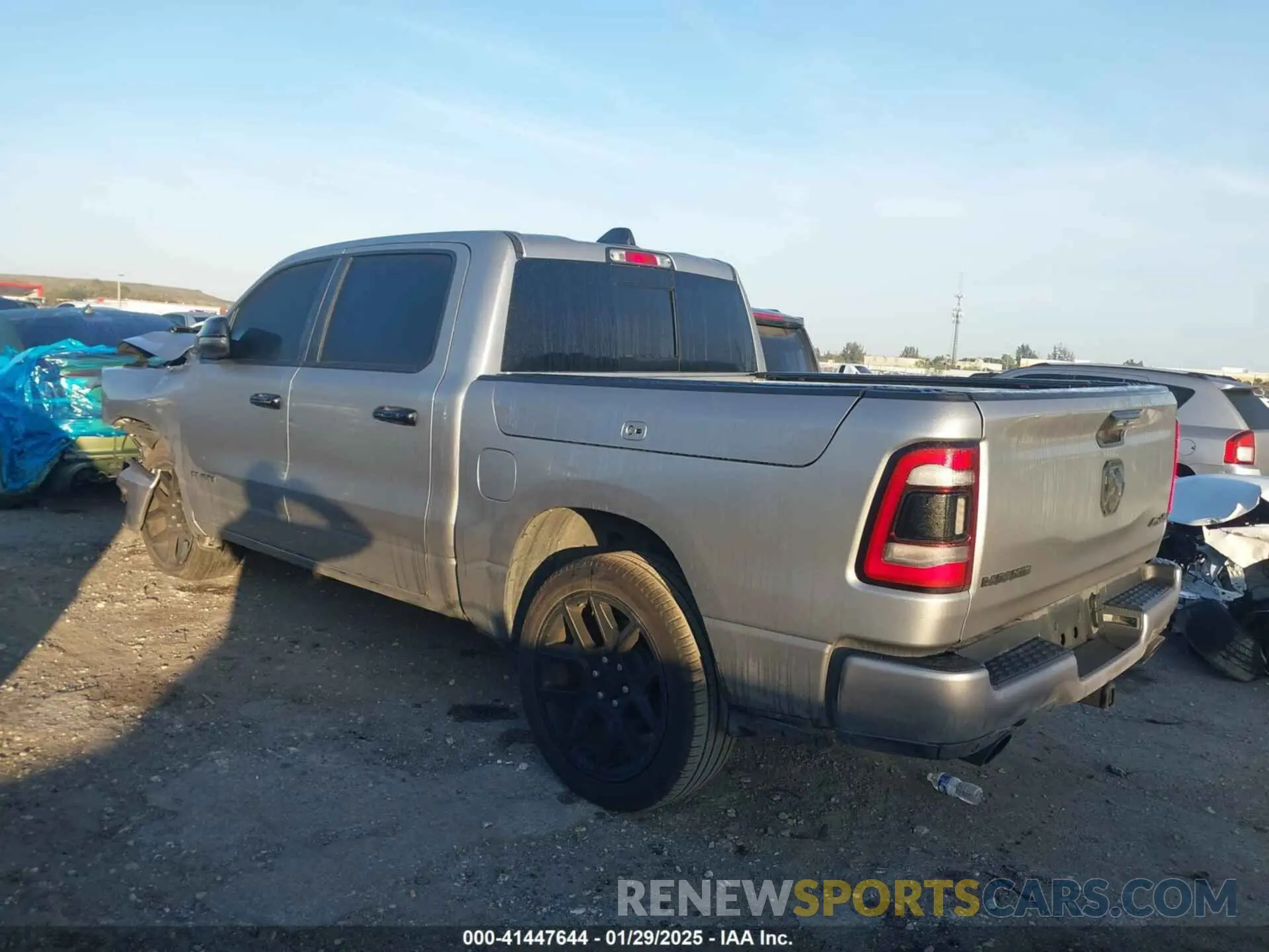 3 fotografías del automóvil dañado 1C6SRFJT1RN130838 RAM 1500 2024