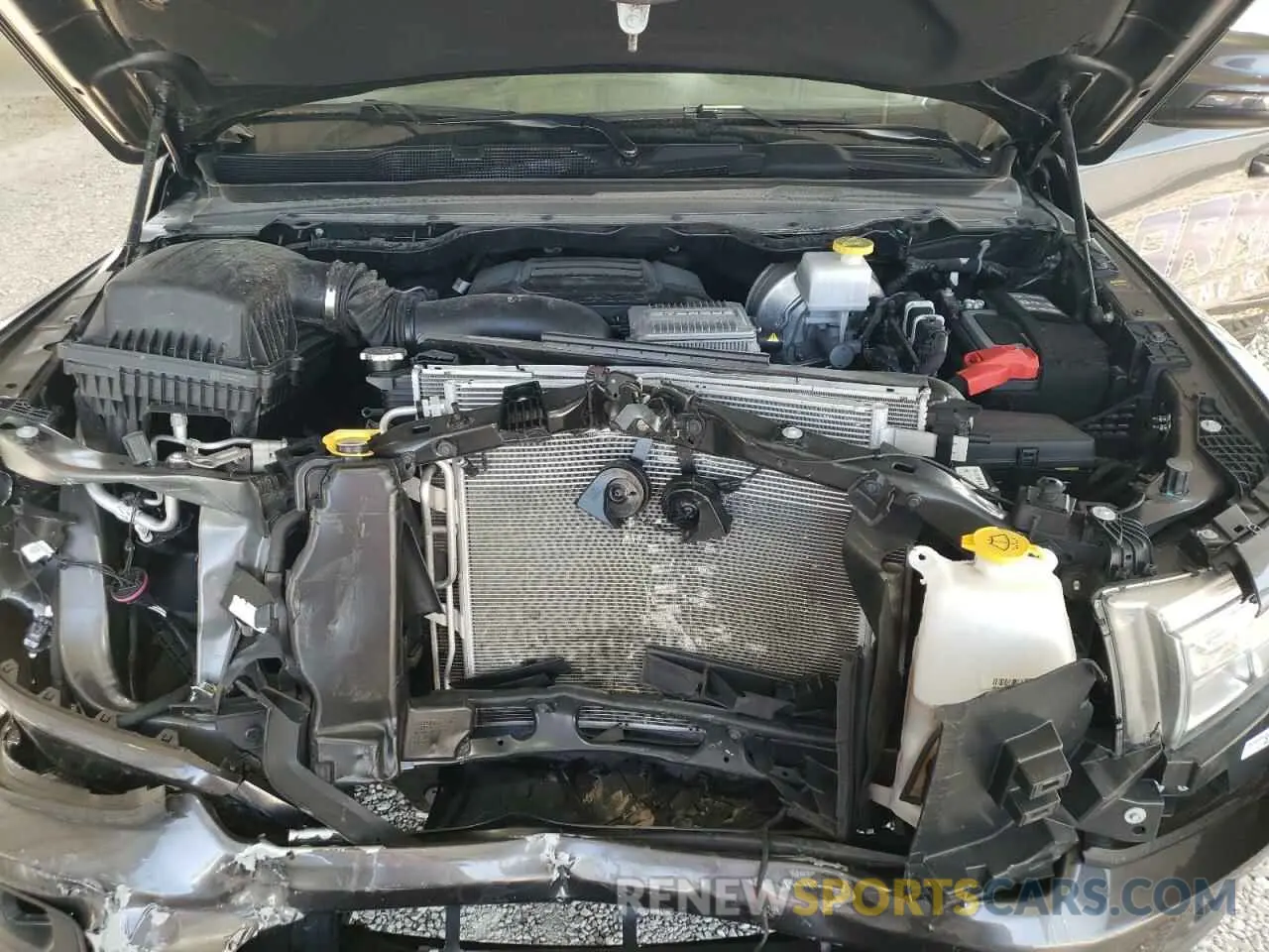 11 fotografías del automóvil dañado 1C6SRFMT6RN188455 RAM 1500 2024