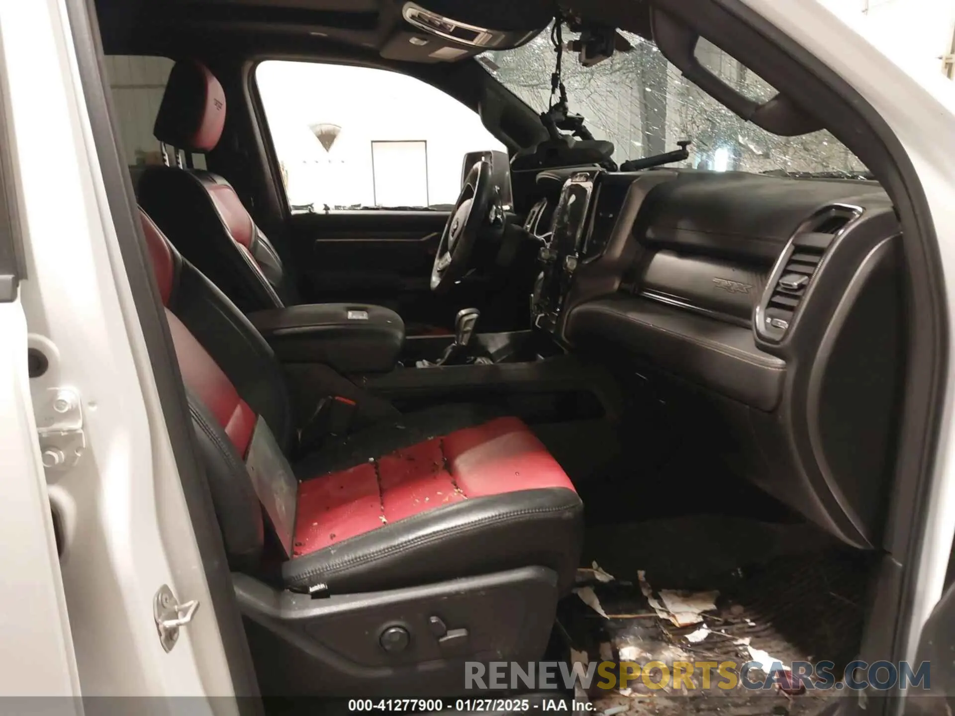 5 fotografías del automóvil dañado 1C6SRFU9XRN192514 RAM 1500 2024