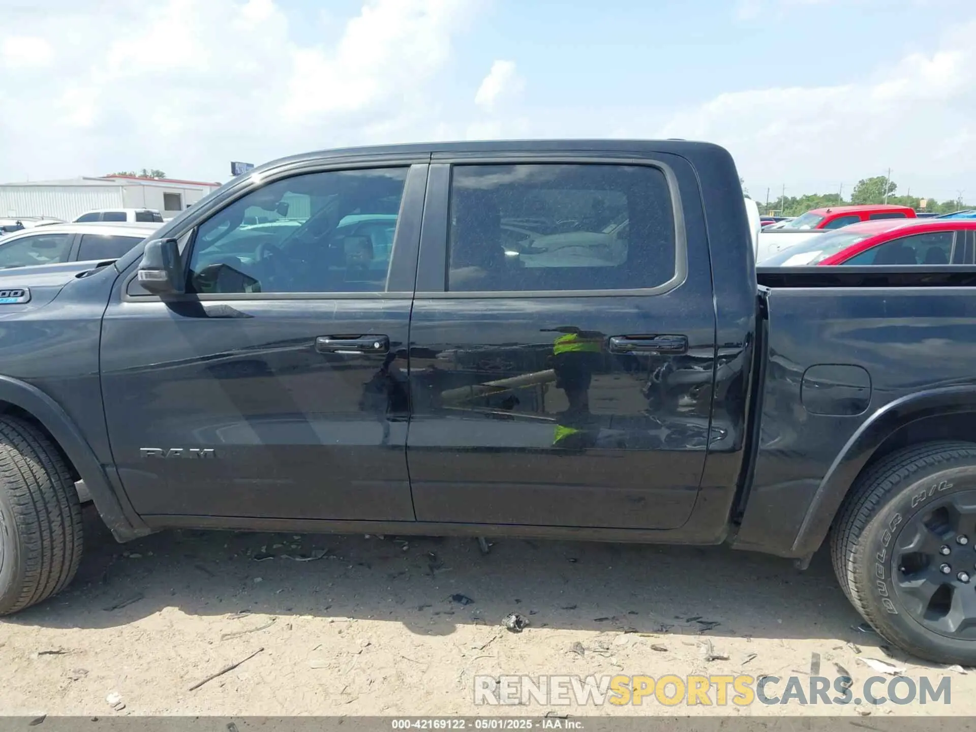 14 fotografías del automóvil dañado 1C6RREFG2SN534273 RAM 1500 2025