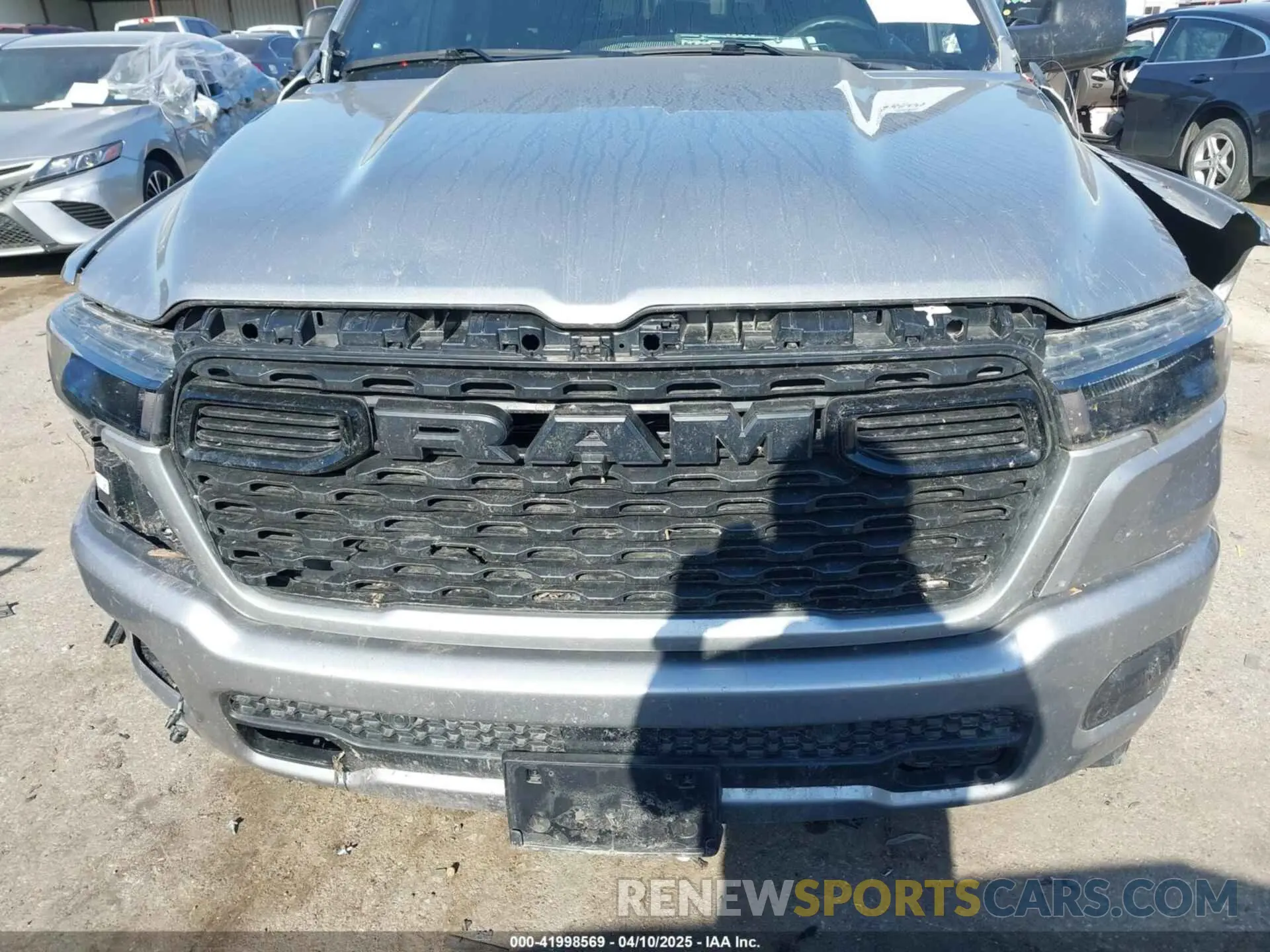 12 fotografías del automóvil dañado 1C6RREGG7SN661339 RAM 1500 2025