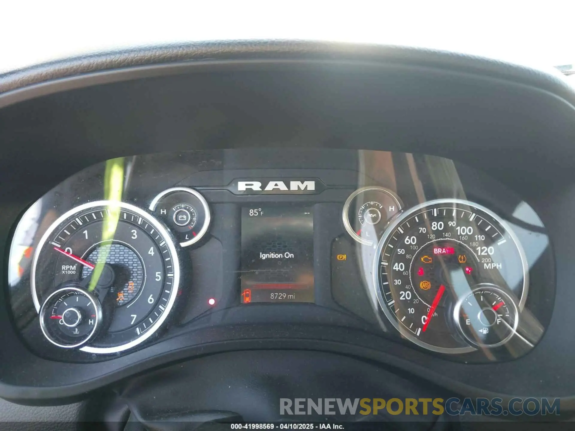 15 fotografías del automóvil dañado 1C6RREGG7SN661339 RAM 1500 2025