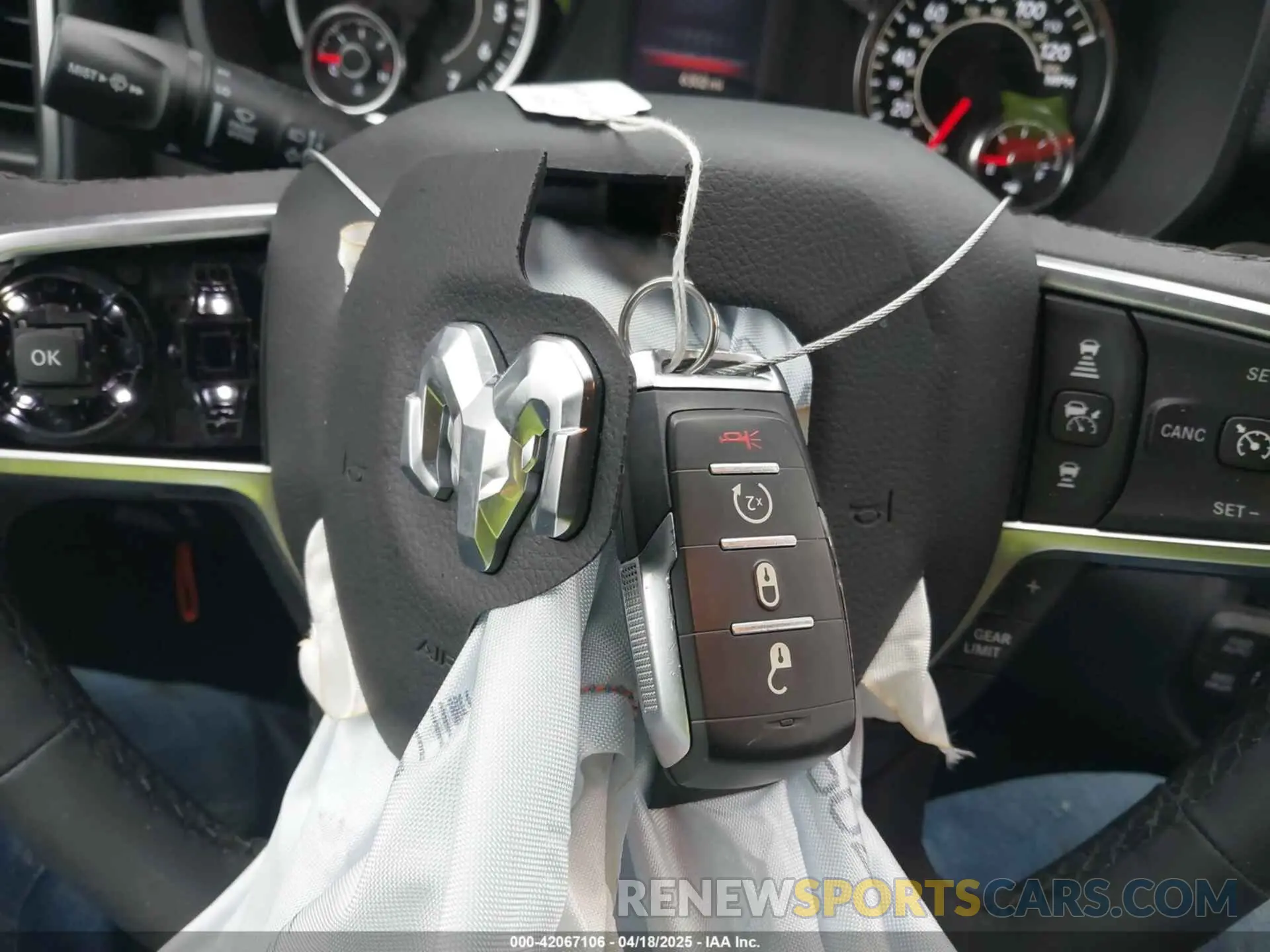 11 fotografías del automóvil dañado 1C6RRFFG1SN509421 RAM 1500 2025