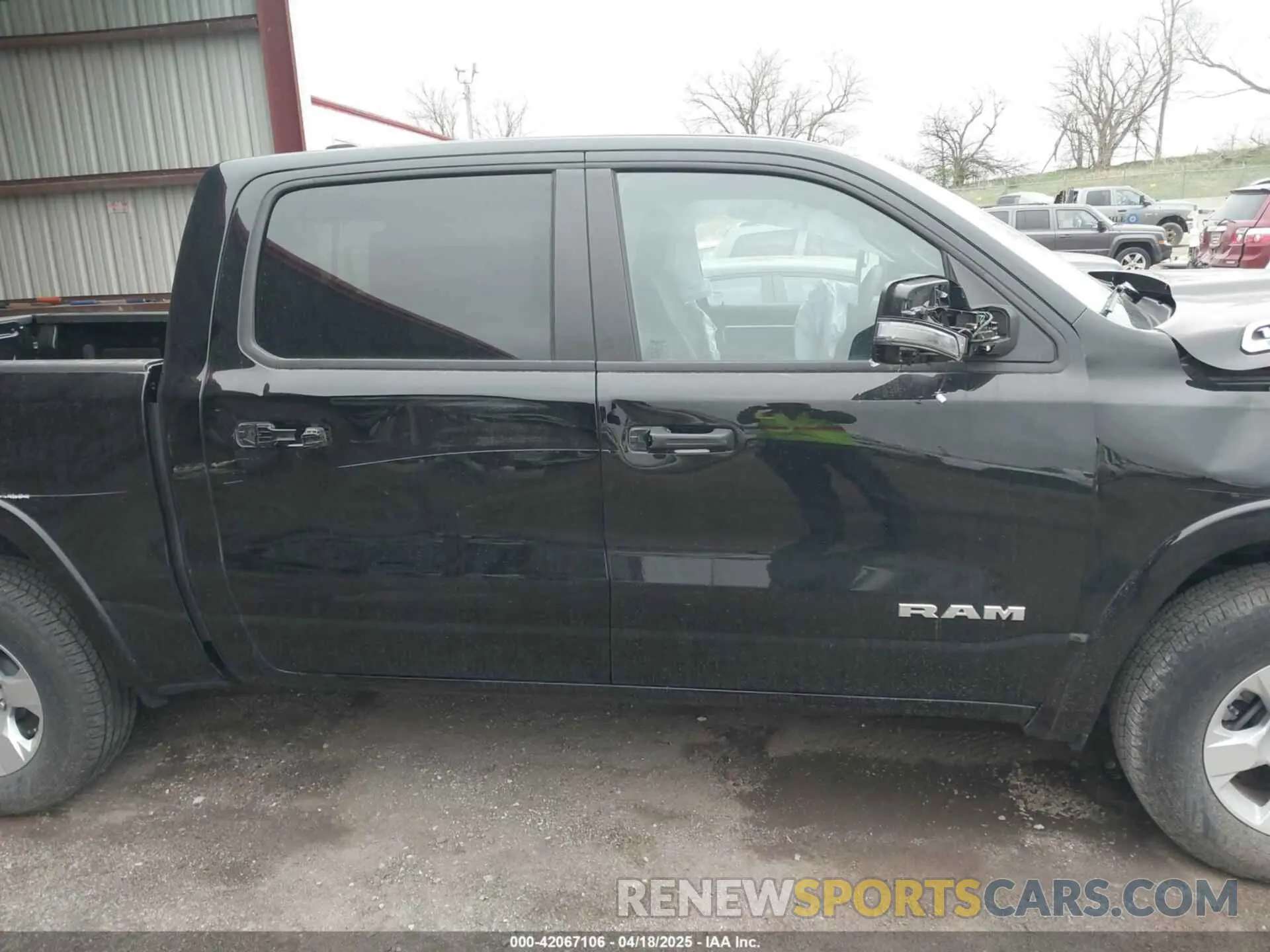 13 fotografías del automóvil dañado 1C6RRFFG1SN509421 RAM 1500 2025