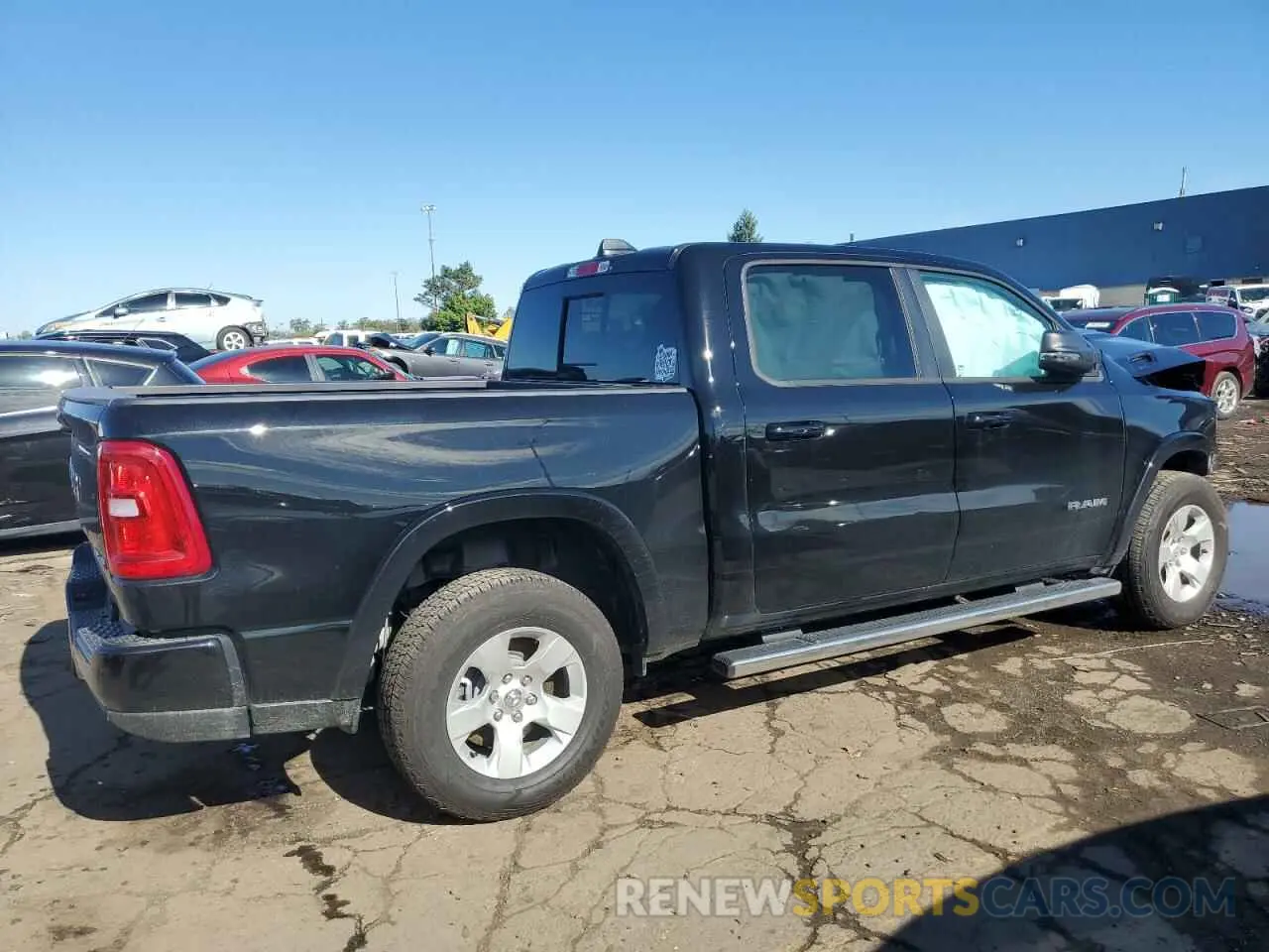 3 fotografías del automóvil dañado 1C6RRFFG4SN558791 RAM 1500 2025