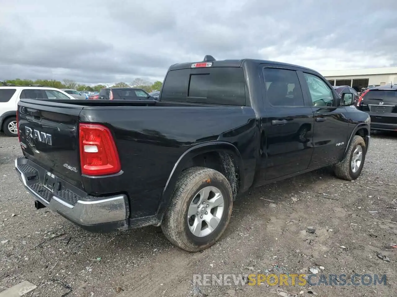 3 fotografías del automóvil dañado 1C6RRFFG5SN518932 RAM 1500 2025