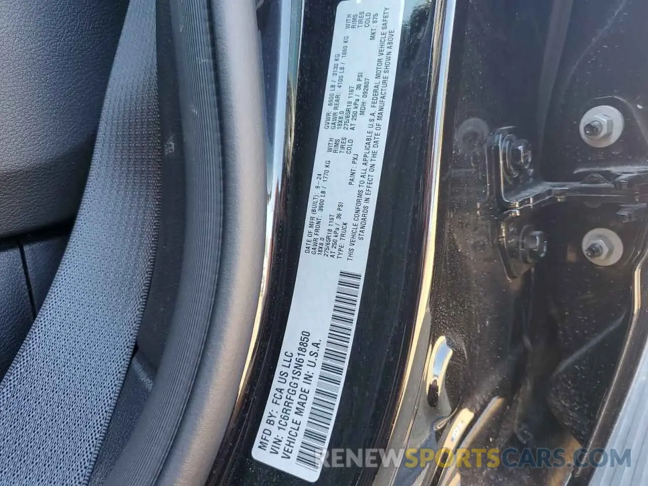 13 fotografías del automóvil dañado 1C6RRFGG1SN618850 RAM 1500 2025