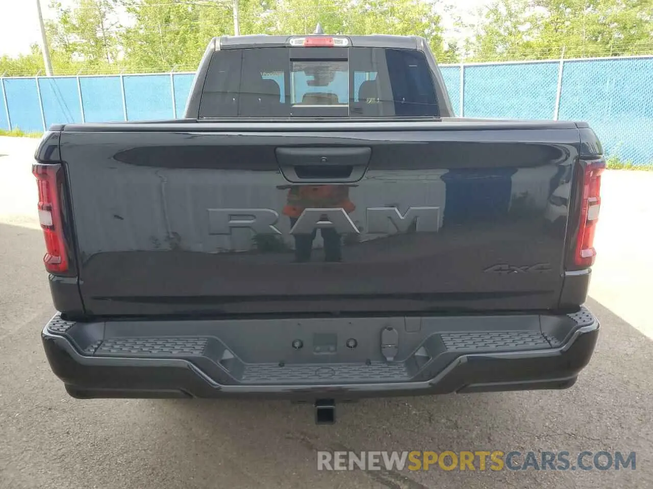 6 fotografías del automóvil dañado 1C6RRFGG3SN675860 RAM 1500 2025