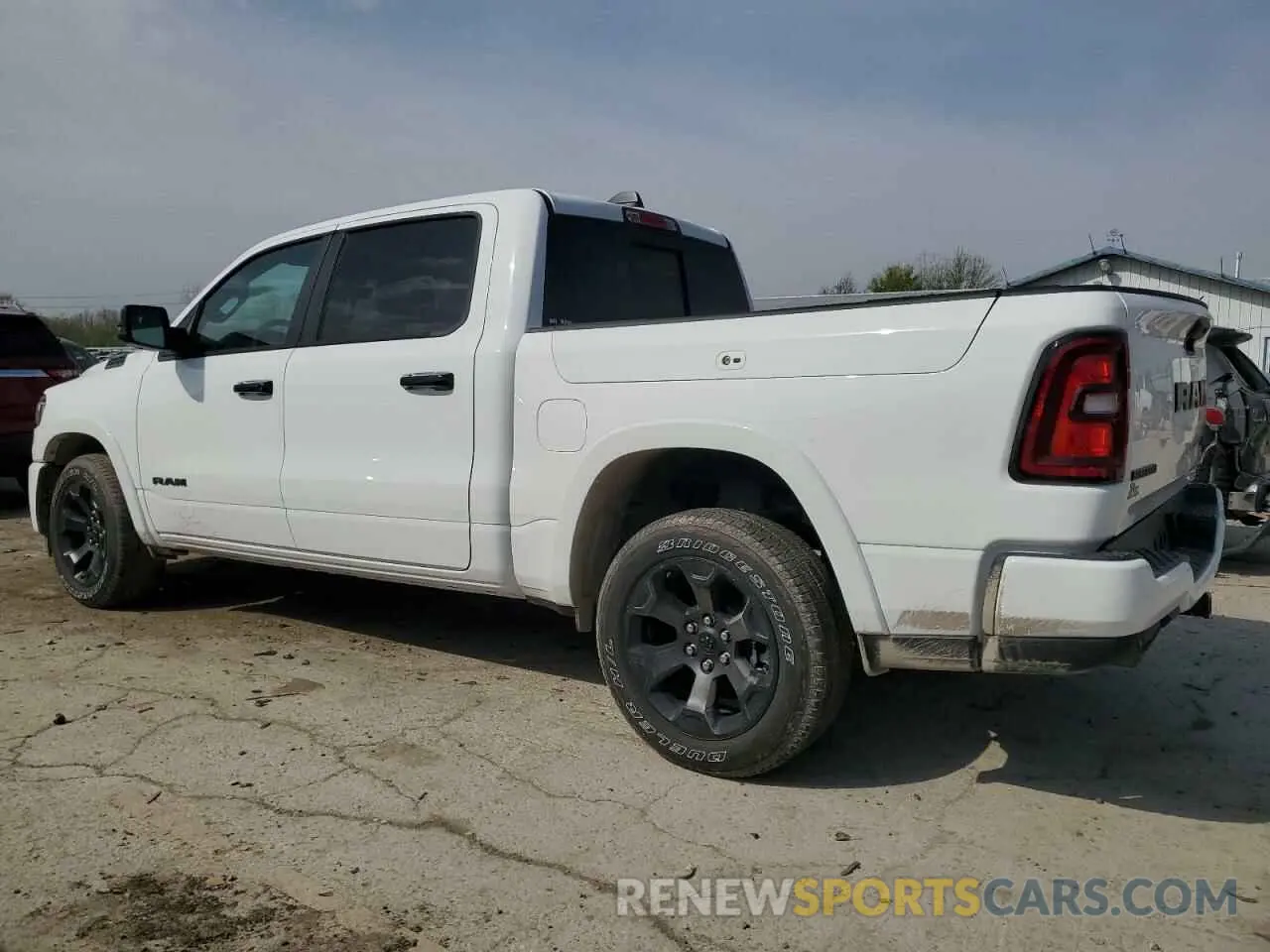 2 fotografías del automóvil dañado 1C6SRFFP1SN528665 RAM 1500 2025