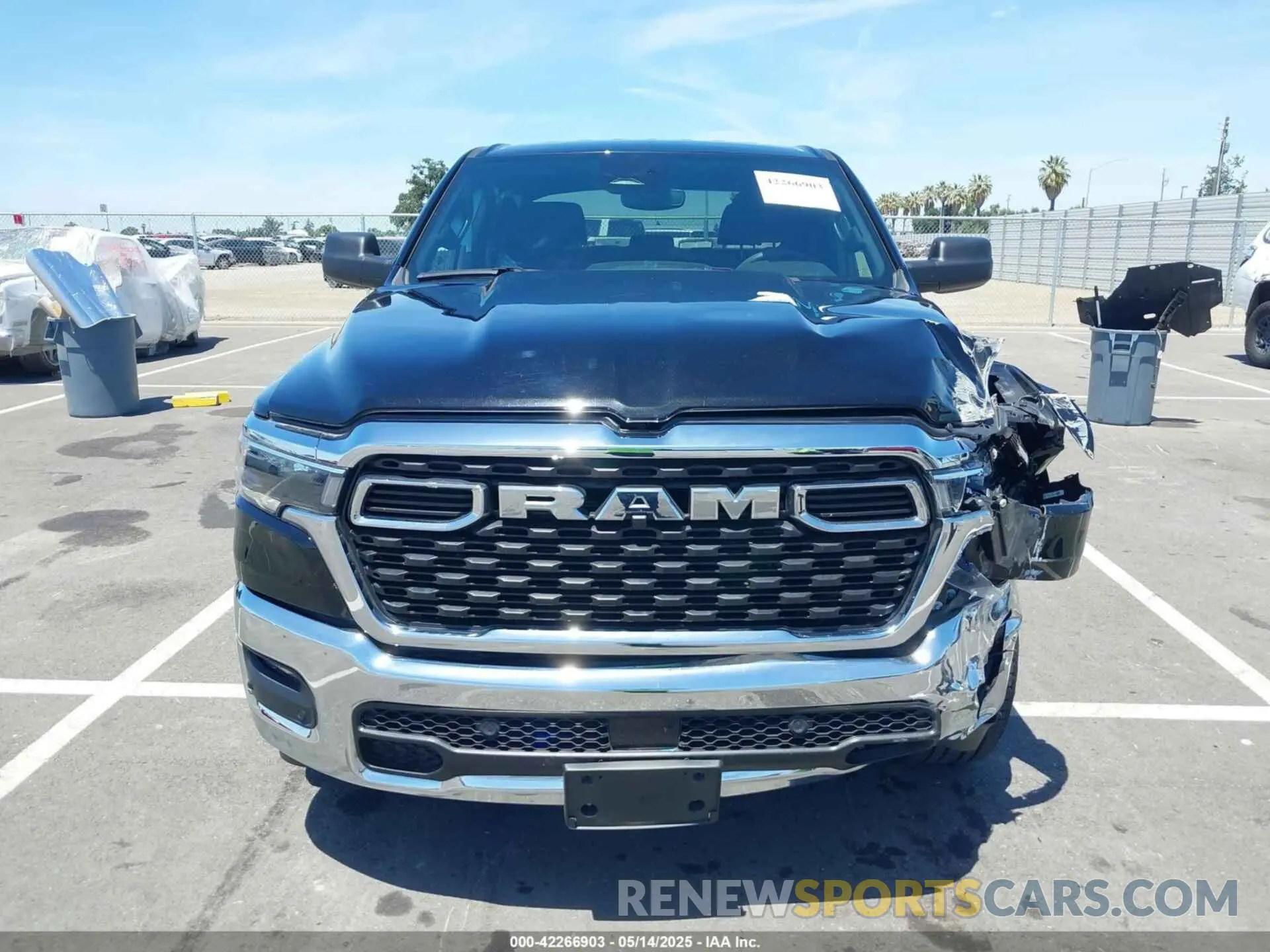 12 fotografías del automóvil dañado 1C6SRFFP2SN538752 RAM 1500 2025