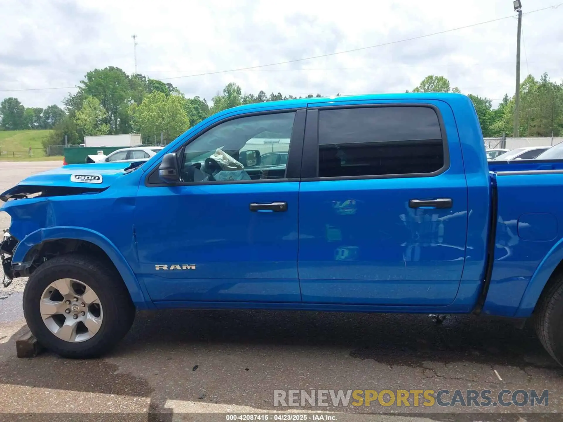 15 fotografías del automóvil dañado 1C6SRFFP2SN562047 RAM 1500 2025