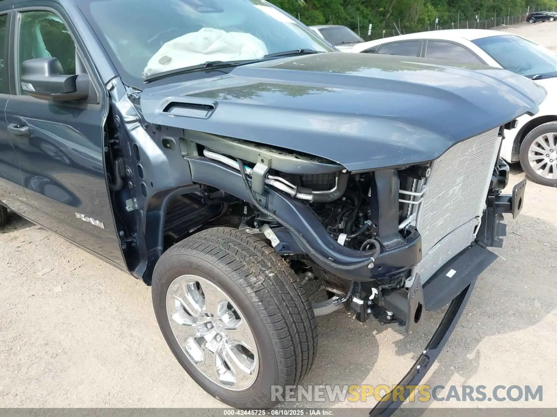6 fotografías del automóvil dañado 1C6SRFFP2SN715400 RAM 1500 2025