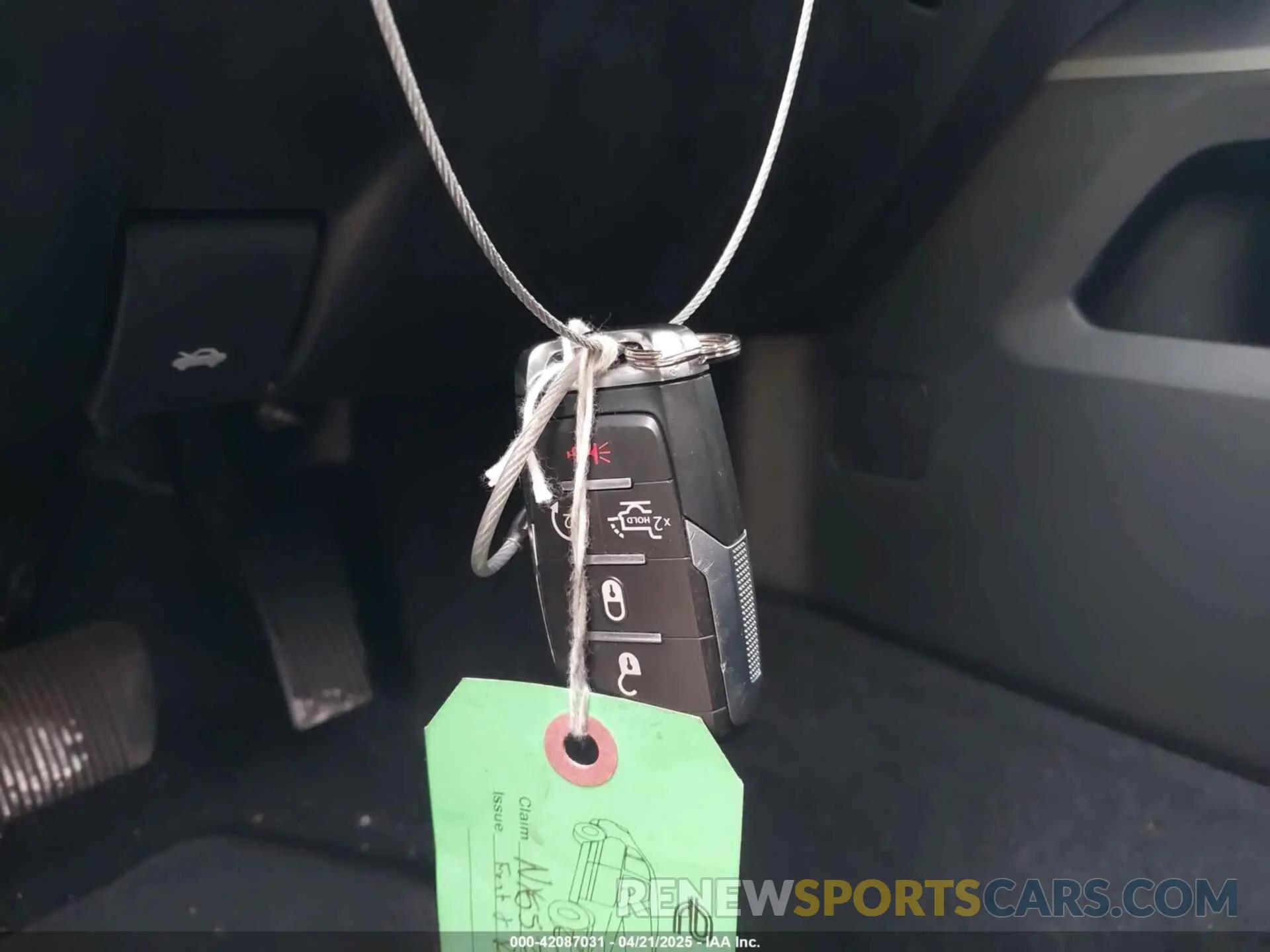 11 fotografías del automóvil dañado 1C6SRFFP3SN581030 RAM 1500 2025