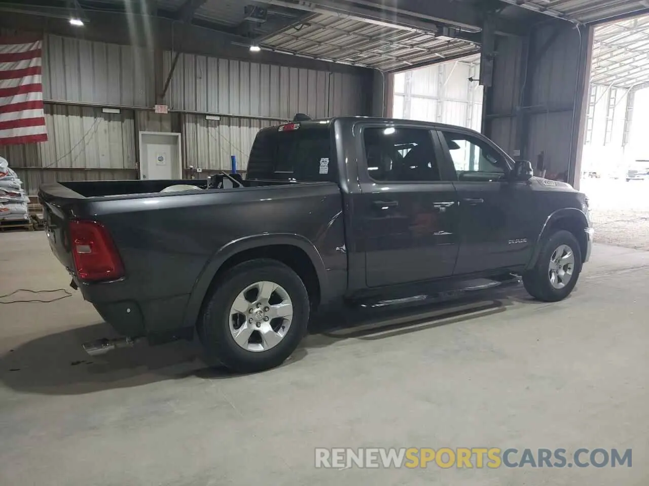 3 fotografías del automóvil dañado 1C6SRFFP3SN636561 RAM 1500 2025