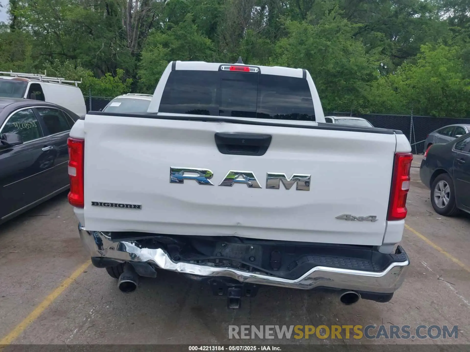16 fotografías del automóvil dañado 1C6SRFFP4SN562194 RAM 1500 2025