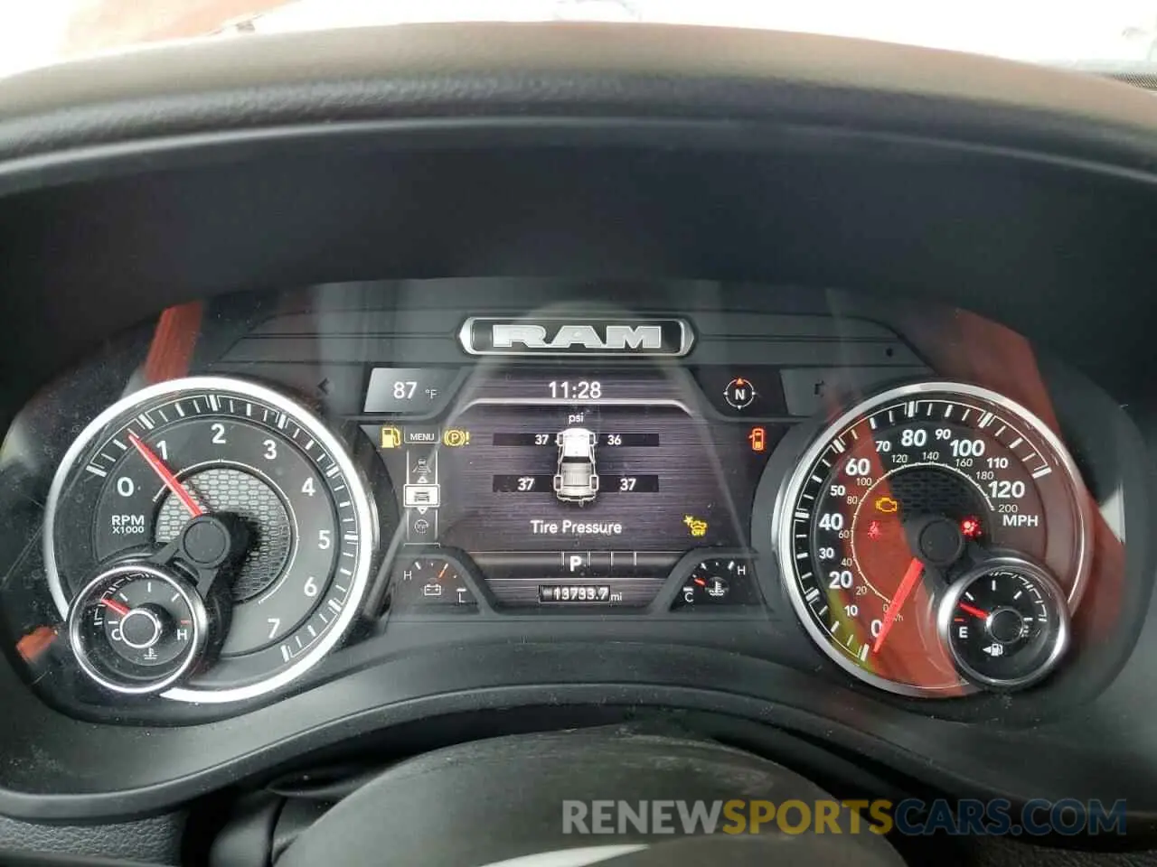 9 fotografías del automóvil dañado 1C6SRFFP7SN581838 RAM 1500 2025