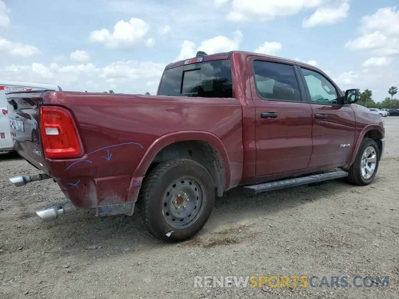 3 fotografías del automóvil dañado 1C6SRFFP7SN600291 RAM 1500 2025
