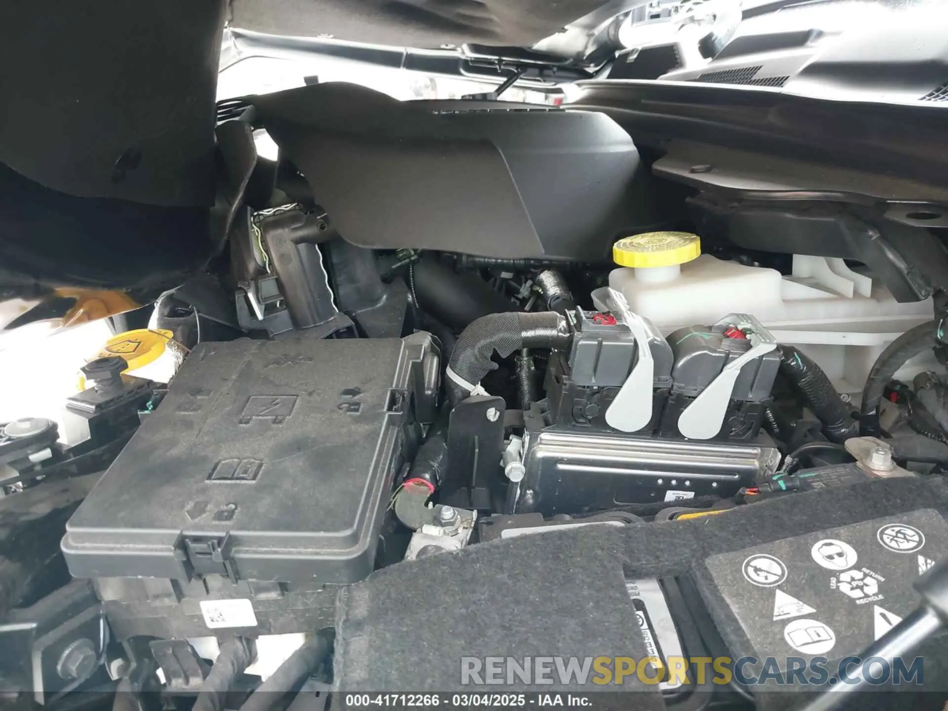 10 fotografías del automóvil dañado 1C6SRFFP8SN583856 RAM 1500 2025