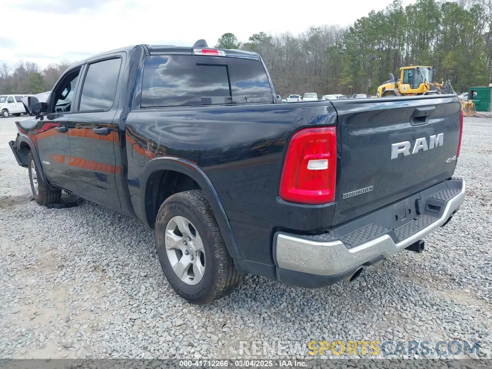 3 fotografías del automóvil dañado 1C6SRFFP8SN583856 RAM 1500 2025