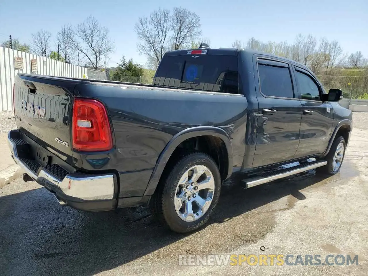 3 fotografías del automóvil dañado 1C6SRFFP9SN628206 RAM 1500 2025