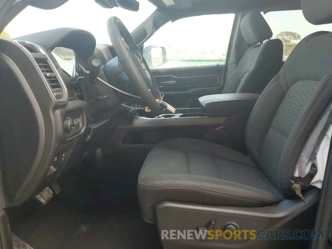 7 fotografías del automóvil dañado 1C6SRFFPXSN561728 RAM 1500 2025