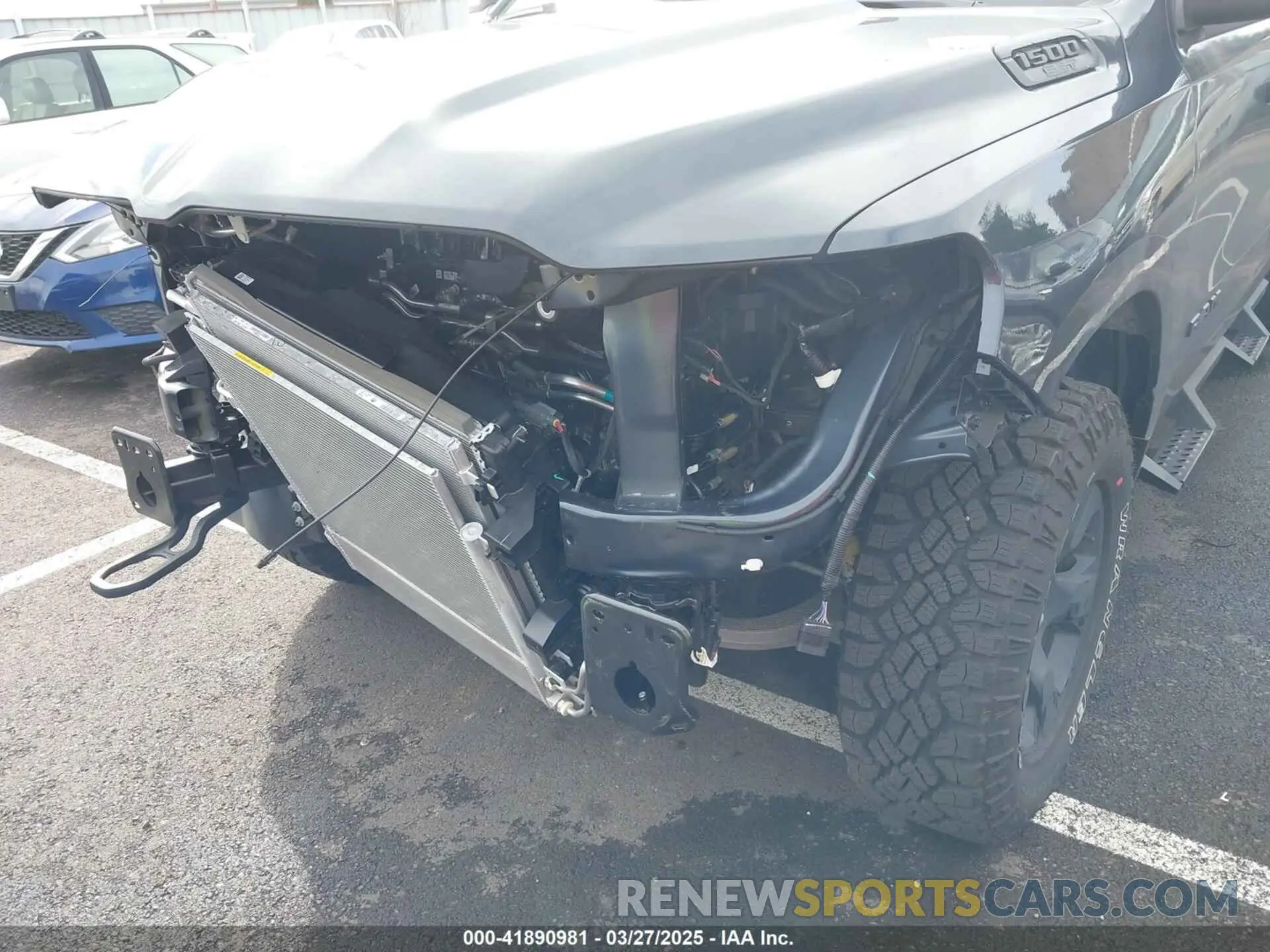 19 fotografías del automóvil dañado 1C6SRFGP4SN628564 RAM 1500 2025