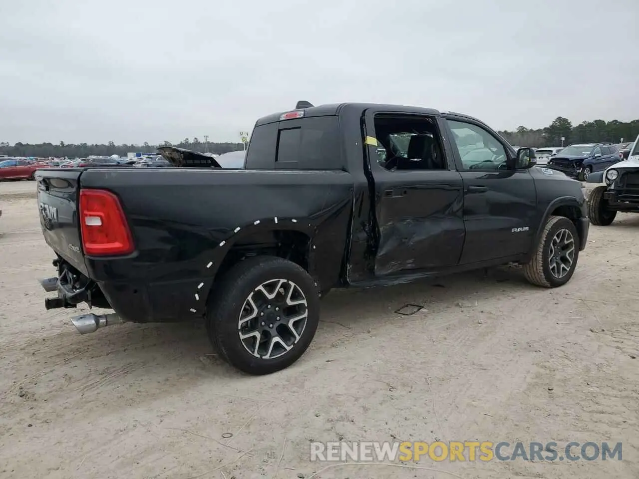 3 fotografías del automóvil dañado 1C6SRFJP5SN593154 RAM 1500 2025